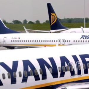 Ryanair cancella altri voli fino a marzo 2018: 400mila passeggeri a terra