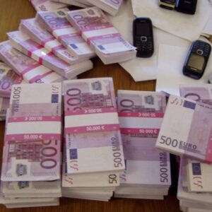Ginevra: bagno di un ristorante intasato da... banconote da 500 euro