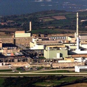 Nucleare, allerta in Francia per la centrale di Beaumont-Hague: "Non è sicura"