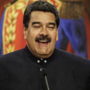 Maduro: Allevate conigli e mangiateli. Venezuelani si affezionano e bocciano misura anti-crisi