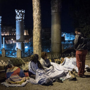 Sgomberi: via Curtatone è la punta dell’iceberg. A Roma migliaia di italiani e stranieri vivono in case occupate