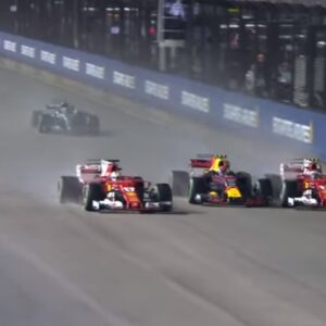 YOUTUBE Vettel, Raikkonen, Verstappen: di chi è la colpa dell'incidente?