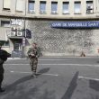 Police cars park outside the Marseille railway station, Sunday, Oct. 1, 2017. French police warn people to avoid Marseille's main train station amid reports of knife attack, assailant shot dead. (ANSA/AP Photo/Claude Paris) [CopyrightNotice: Copyright 2017 The Associated Press. All rights reserved.]
