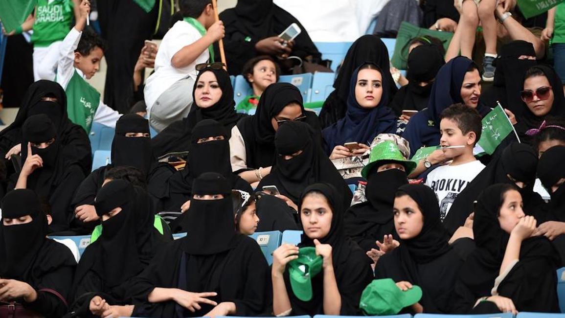 Arabia Saudita, donne ammesse anche allo stadio. Dopo il permesso di guida, ma...