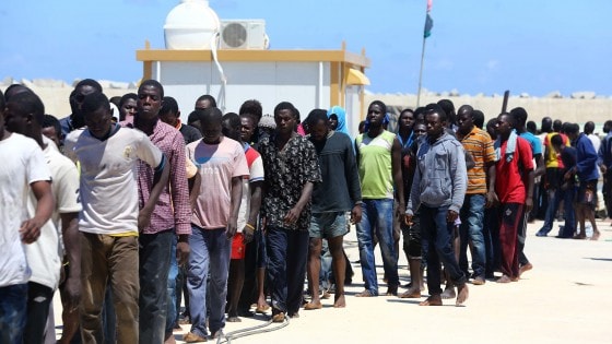 migranti-mogherini-africa