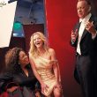 Vanity Fair usa troppo Photoshop: Oprah Winfrey ha tre mani, Reese Witherspoon tre gambe
