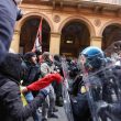 Bologna, Forza Nuova a corteo. scontri 16 febbraio