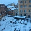 Roma, la Capitale si è svegliata sotto la neve: in centro città sono caduti circa 10 cm FOTO