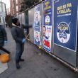 I manifesti di Lega, Fdi e Fi affissi a Milano