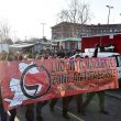 Scontri a Torino, al corteo degli antifascisti contro la manifestazione di Forza Nuova