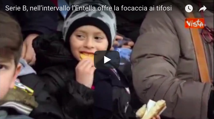 YOUTUBE Virtus Entella regala focaccia ai tifosi (VIDEO)