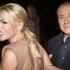 Silvio Berlusconi e Francesca Pascale (foto Ansa)