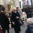 Funerale Fabrizio Frizzi,Enrica Bonaccorti fuori dalla chiesa