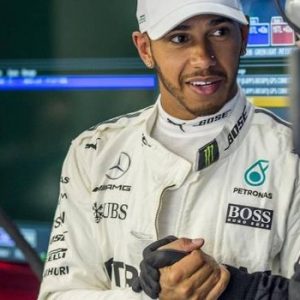 Lewis Hamilton in pole al Gp di Australia