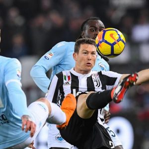 Lazio-Juventus 0-0 highlights, pagelle: Benatia karate, rigore negato alla Lazio