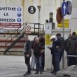 Livorno, esplosione in serbatoio nel porto industriale: due operai morti 07