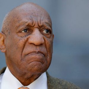 Bill Cosby giudicato colpevole di molestie: rischia 30 anni di carcere