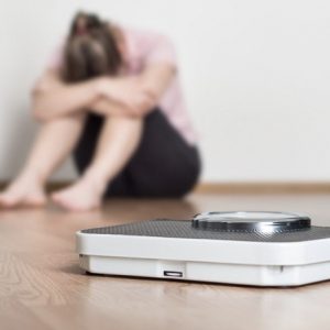 Anoressia e bulimia, 3 milioni di italiani colpiti. Mortalità maggiore tra i giovani