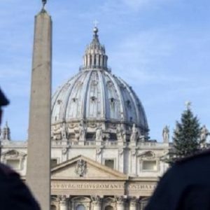 Pedopornografia, arrestato in Vaticano Carlo Alberto Capella: ex addetto della nunziatura di Washington