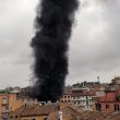 Un autobus di linea in fiamme in via del Tritone, Roma, 8 maggio