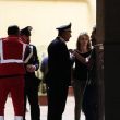 Roma, apre l'ascensore e precipita per 5 piani: morta una donna di 77 anni 05