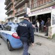 Roma, Casamonica picchiano disabile al bar: due arresti, se ne cercano altri due06