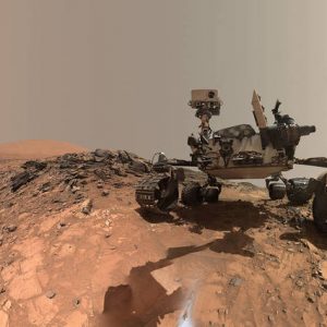 Il rover della Nasa Curiosity torna a perforare le rocce di Marte