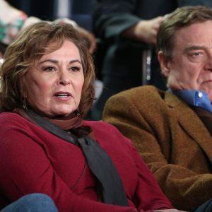Pappa e Ciccia, cancellata la sitcom: la protagonista paragona ex consigliera di Obama a una scimmia