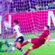 Roma-Liverpool 4-2, moviola: Arnold parata, Dzeko era in gioco. Negati due rigori alla Roma