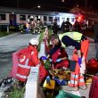 Caluso (Torino), treno urta tir e deraglia: un morto, 15 feriti
