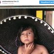 Belen e Stefano De Martino, sfida su Instagram a colpi di foto del piccolo Santiago? Lei risponde così 01
