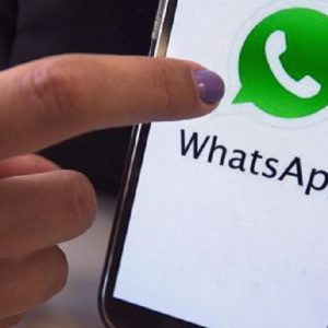 WhatsApp, migliaia di utenti in fuga verso Telegram