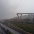 A10 Genova, crolla ponte Morandi in autostrada6
