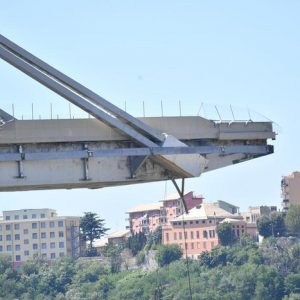 Ponte Morandi, Oscar Giannino: "Disastro italiano spiegato in 6 punti"