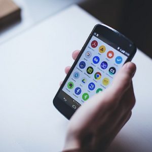 Android, 11 app da eliminare dallo smartphone per salvare spazio e batteria