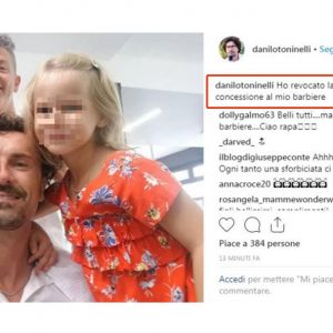 Toninelli, gaffe su Instagram: "Tolgo la concessione al mio barbiere"e3
