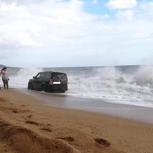 Bari Sardo Land Rover su spiaggia