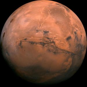 Marte, l'acqua salata del sottosuolo cattura l'ossigeno: la vita ha una chance