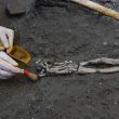 Pompei, 5 scheletri rifugiati in una stanza: trovati nella Casa dell'Iscrizione che ha cambiato la storia07