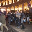 Roma, cede scala mobile nella metro Repubblica. Tifosi Cska Mosca incastrati tra lamiere: uno amputato 05