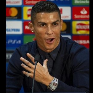 Cristiano Ronaldo e l'orologio Jacob and Company da 2 milioni FOTO