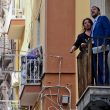Salvini a Napoli: gli immigrati si fanno i selfie con lui6