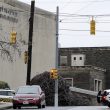 Pittsburgh, uomo armato entra in sinagoga e spara sulla folla: 8 morti 03
