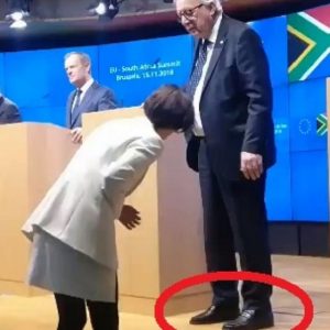 In Jean Claude Juncker veritas: ora le scarpe diverse... Storie di ordinaria fotografia