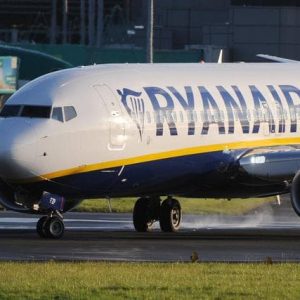 Ryanair, il bagaglio a mano si continua a pagarlo. Il 27 febbraio il Tar decide