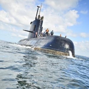 Sottomarino Ara San Juan scomparso un anno fa, Marina Argentina: "Lo abbiamo trovato"