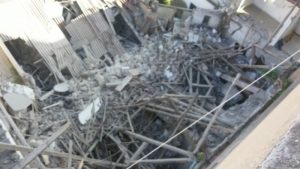Cagliari, crolla palazzina disabitata FOTO: nessun ferito