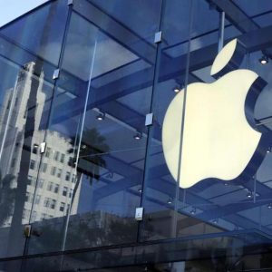 Apple, vietata vendita di alcuni iPhone in Cina. Qualcomm vince la prima battaglia sui brevetti
