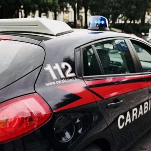 San Defendente (Cuneo), imprenditore chiama i carabinieri e si dà fuoco davanti a loro