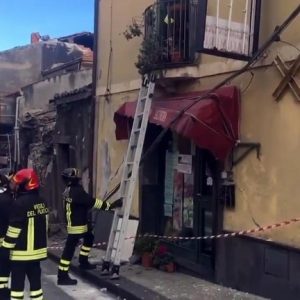 Terremoto Etna, altre 6 lievi scosse tra 27 e 28 dicembre: più sfollati negli alberghi